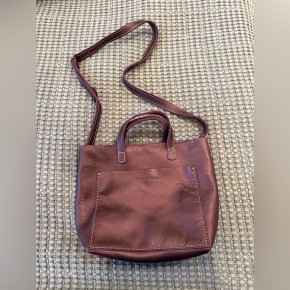 Portland Leather co Mini crossbody zipper - Picture 1 of 4